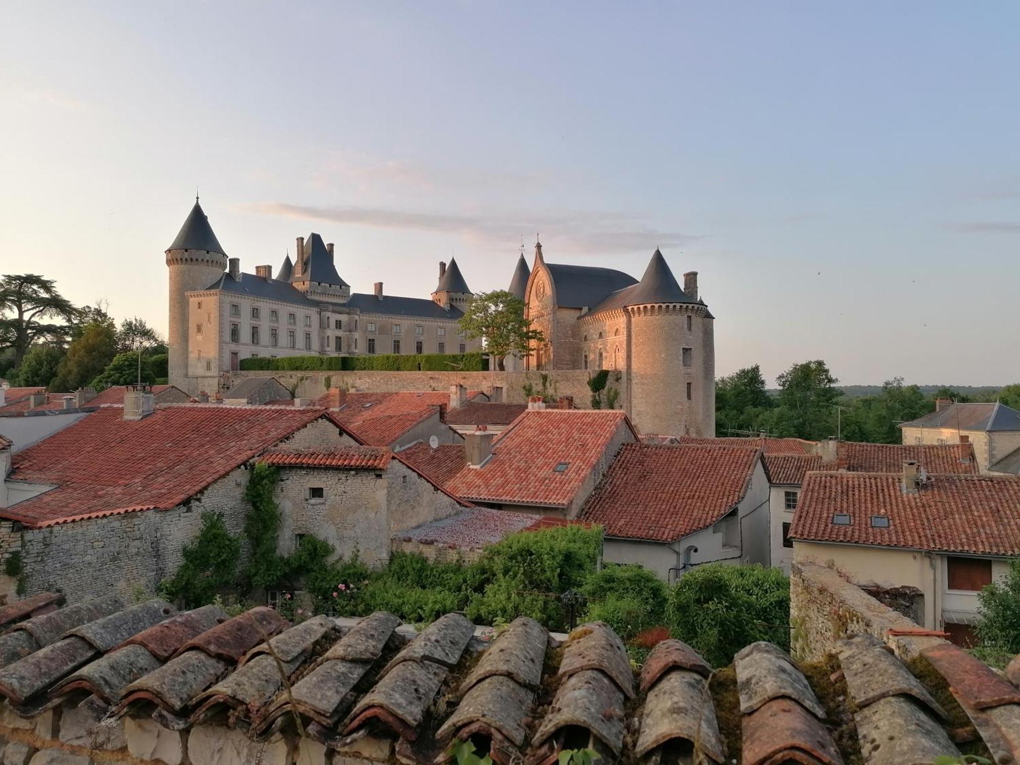 Le Verger Du Paradis Beaulieu-sur-Sonnette Exterior foto